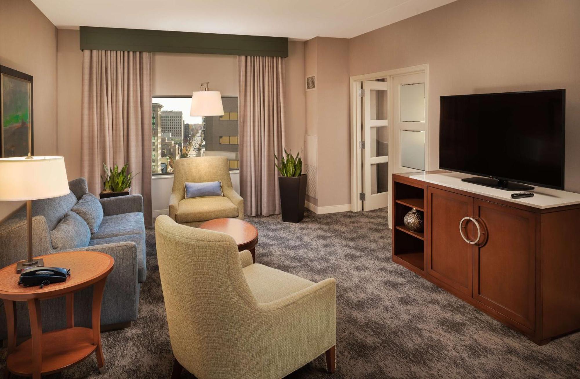 Hilton Lexington Downtown Hotel Eksteriør billede