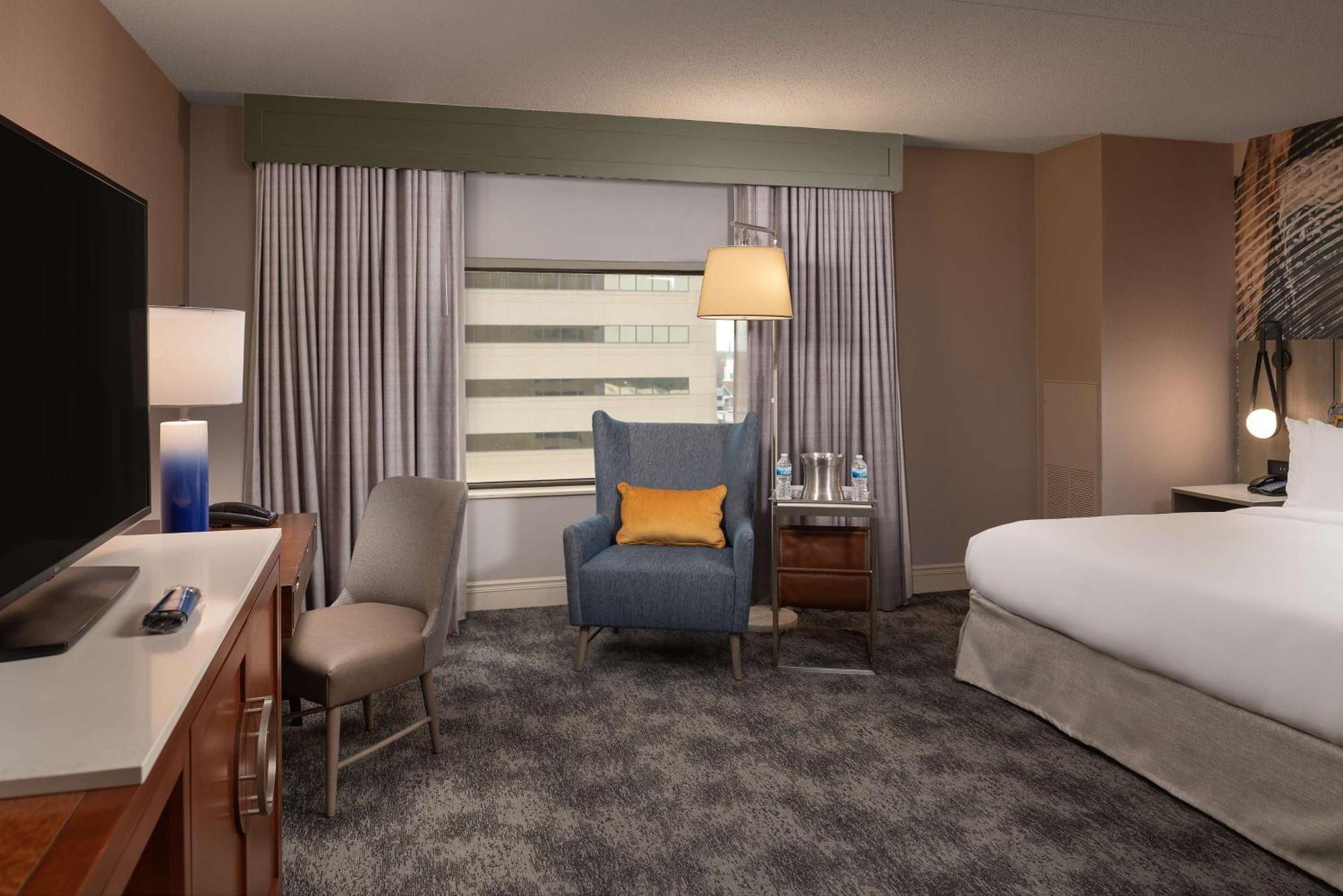 Hilton Lexington Downtown Hotel Eksteriør billede